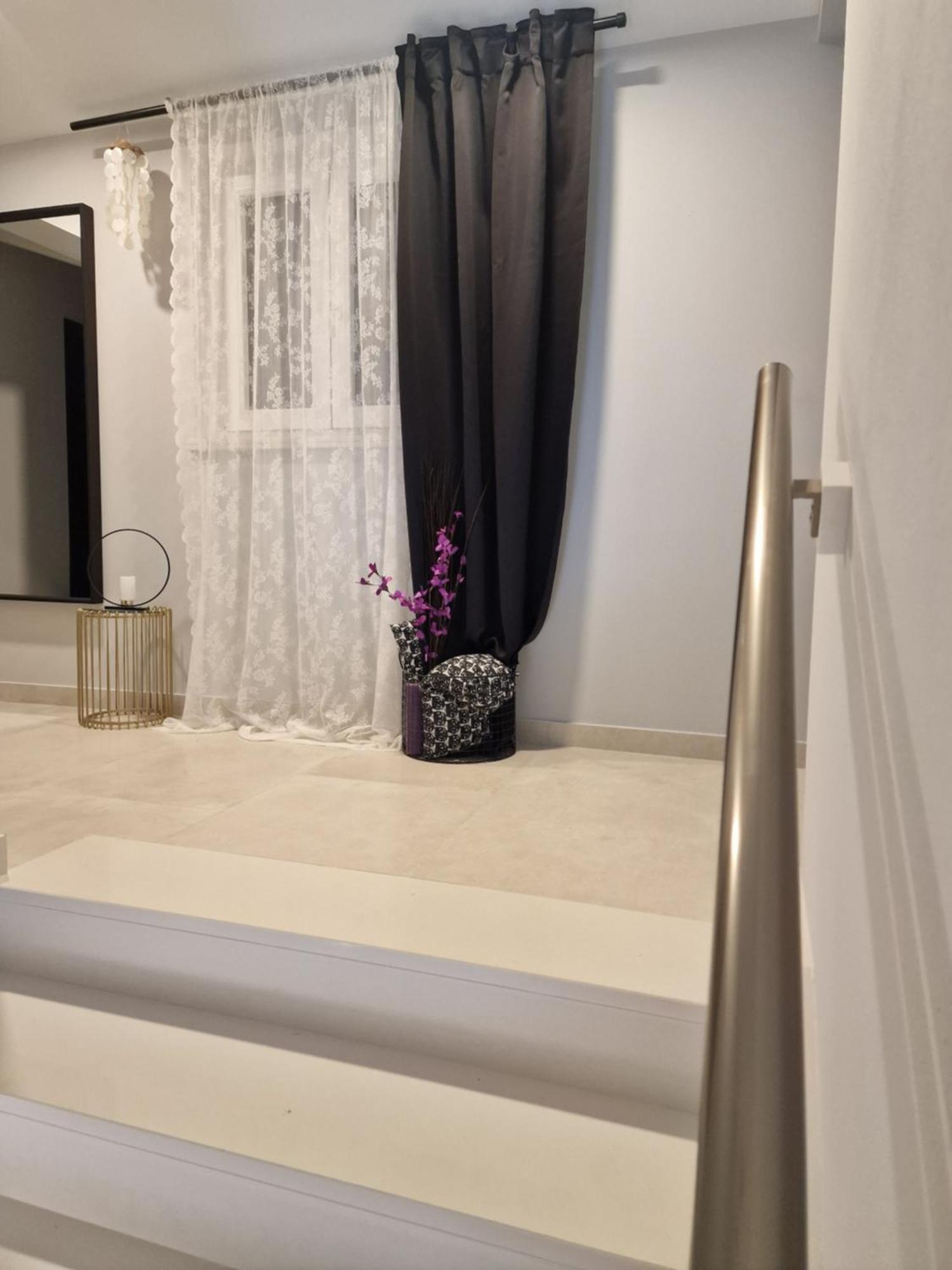 מוטובון Rokvilla מראה חיצוני תמונה