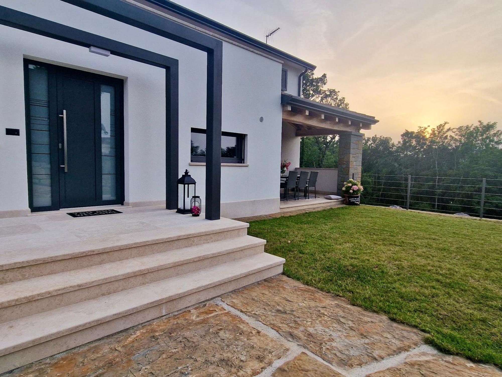 מוטובון Rokvilla מראה חיצוני תמונה